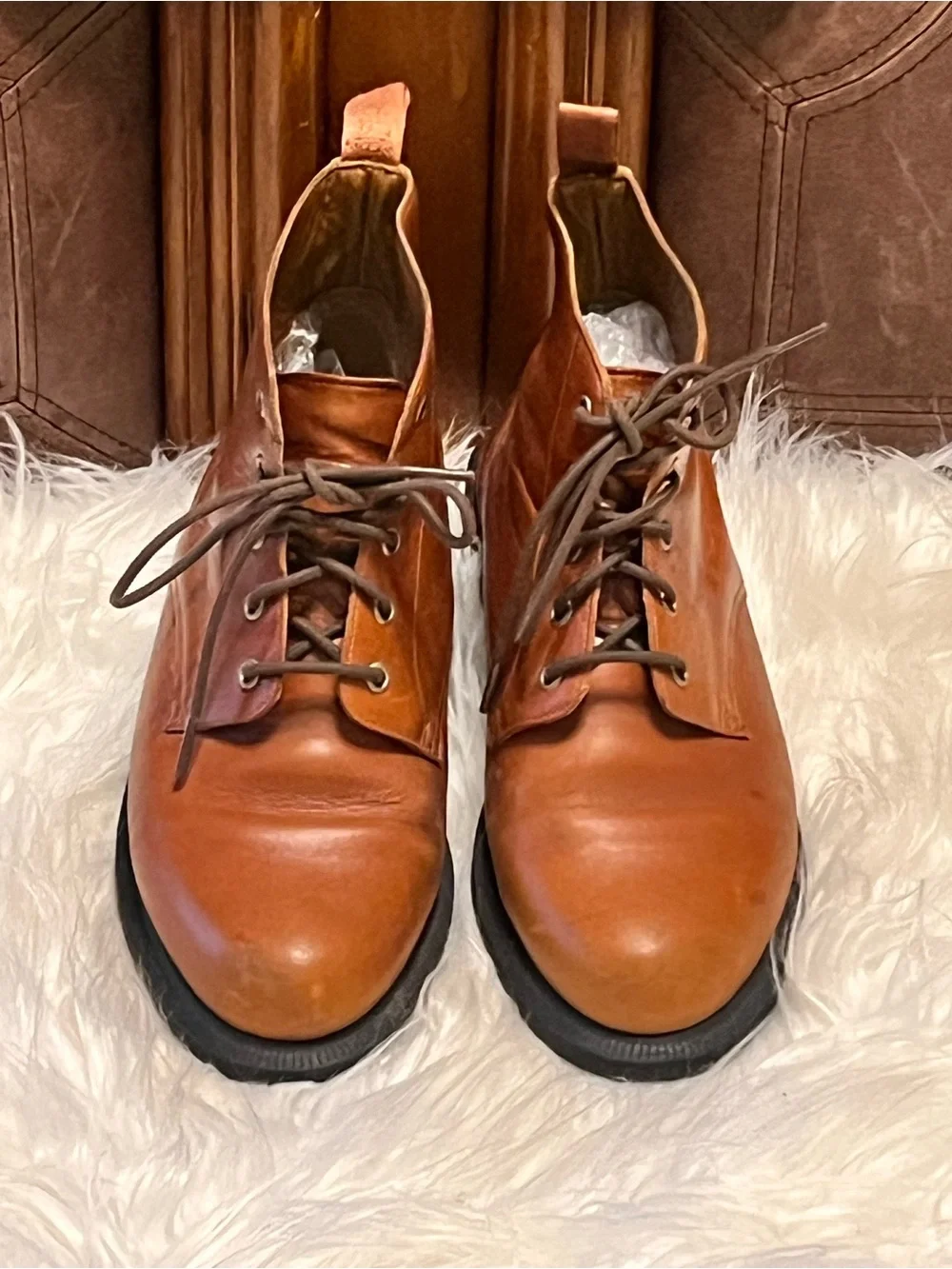 Dr. Martens Men's Chukka Boots in Cognac Brown man size 9